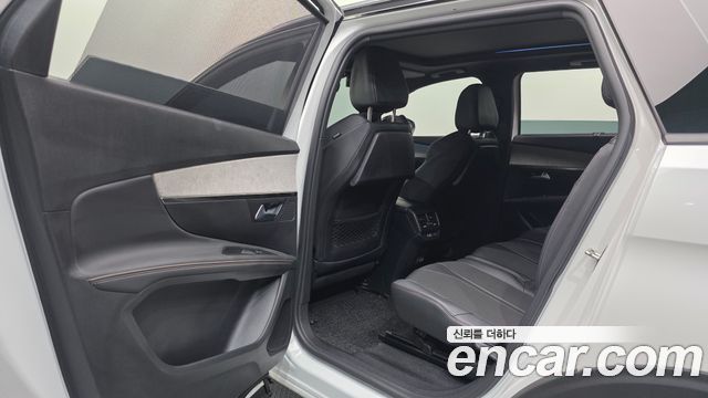 Peugeot 5008 (II) 1.2 Pure Tech GT 2022 — фото 16