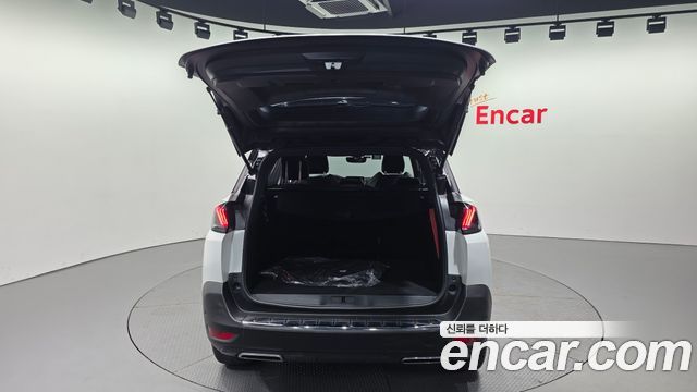 Peugeot 5008 (II) 1.2 Pure Tech GT 2022 — фото 18