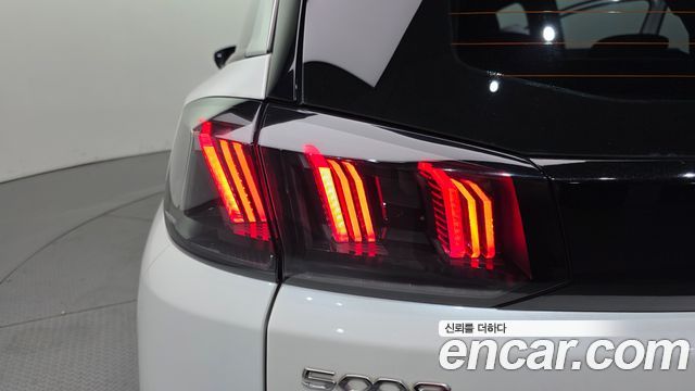 Peugeot 5008 (II) 1.2 Pure Tech GT 2022 — фото 23