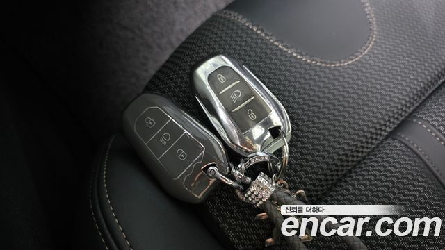 Peugeot 5008 (II) 1.2 Pure Tech GT 2022 — фото 32