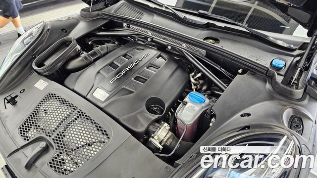 Porsche Macan 3.0 S Diesel 95B 2017 — фото 6