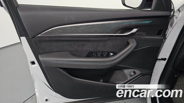 Renault Korea Grand Koleos 1.5 E-TECH Esprit Alphine 2WD 2025 — фото 24
