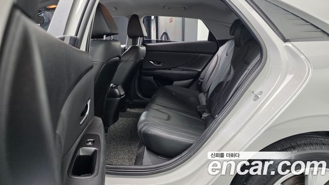 Hyundai Avante (CN7) 1.6 LPi (Rental Car) Smart 2023 — фото 12