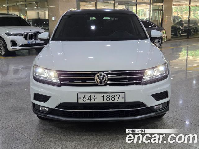 Volkswagen Tiguan (II) 2.0 TDI Premium 2018 — фото 2
