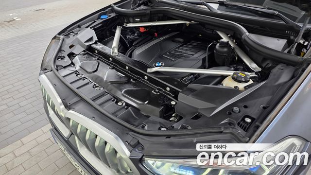 BMW X6 (G06) xDrive40i M Sport 2022 — фото 6