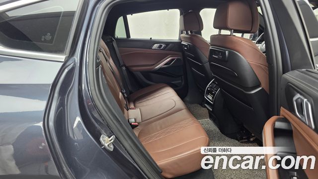BMW X6 (G06) xDrive40i M Sport 2022 — фото 12