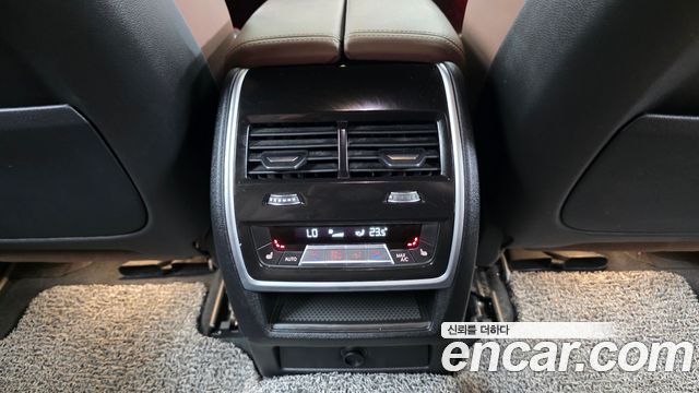 BMW X6 (G06) xDrive40i M Sport 2022 — фото 18
