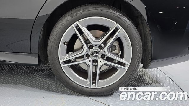 Mercedes-Benz CLA-Class (C118) CLA250 4MATIC 2024 — фото 21