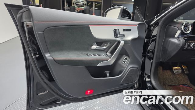 Mercedes-Benz CLA-Class (C118) CLA250 4MATIC 2024 — фото 24