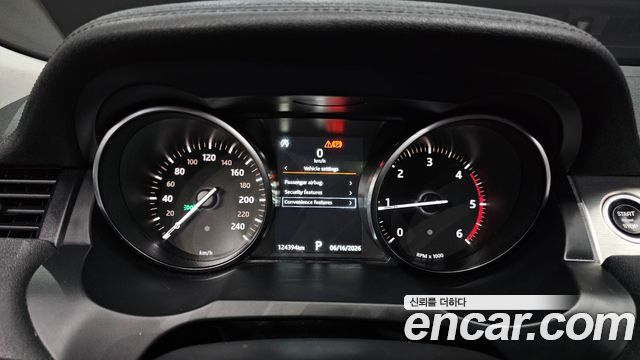 Land Rover Range Rover Evoque 2.0 TD4 SE 2018 — фото 8