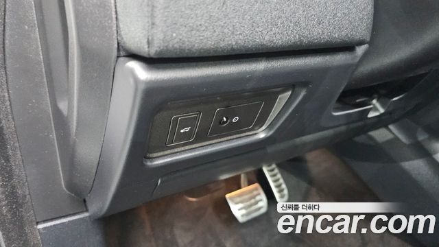 Land Rover Range Rover Evoque 2.0 TD4 SE 2018 — фото 16
