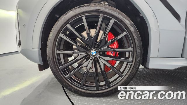 BMW X6 (G06) xDrive40d M Sport Online Exclusive 2025 — фото 5