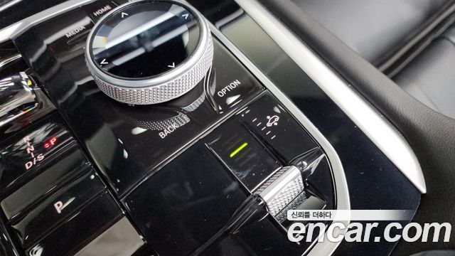BMW X6 (G06) xDrive40d M Sport Online Exclusive 2025 — фото 19