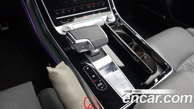 Audi Q8 (4M) 55 TFSI Quattro Premium 2022 — фото 9