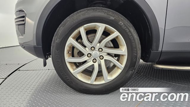Land Rover Discovery Sport 2.0 TD4 SE 2019 — фото 5
