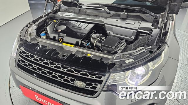 Land Rover Discovery Sport 2.0 TD4 SE 2019 — фото 6