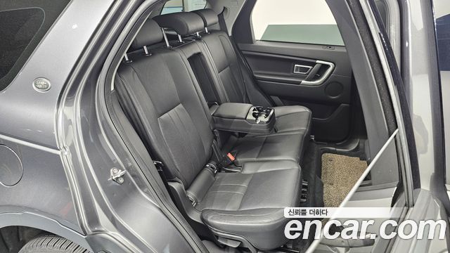 Land Rover Discovery Sport 2.0 TD4 SE 2019 — фото 11