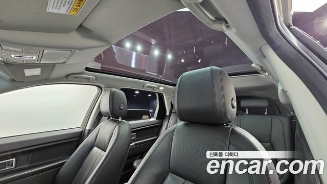 Land Rover Discovery Sport 2.0 TD4 SE 2019 — фото 16