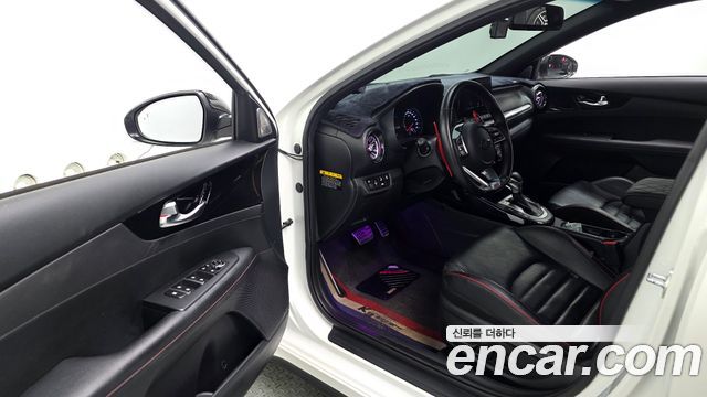 Kia K3 5Door GT Signature 2021 — фото 10