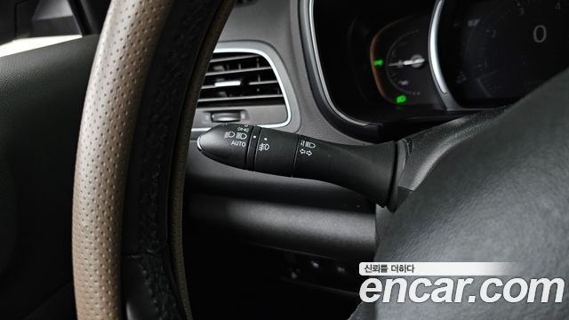 Renault Korea QM6 2.0 LPe RE Signature 2WD 2020 — фото 41