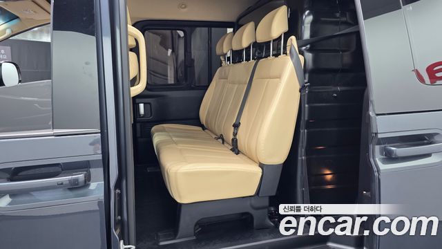 Hyundai Staria Cargo 5-Seater Modern 2022 — фото 12