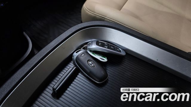 Hyundai Staria Cargo 5-Seater Modern 2022 — фото 20
