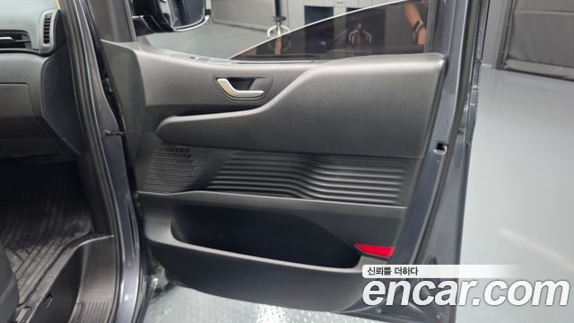 Hyundai Staria Cargo 5-Seater Modern 2022 — фото 25