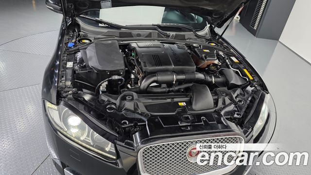 Jaguar XF 2.2D Luxury X250 2015 — фото 6