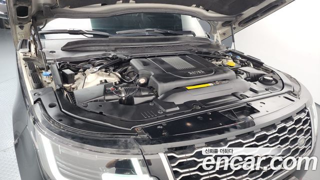 Land Rover Range Rover (IV) 4.4 SDV8 AB DIESEL 2014 — фото 6