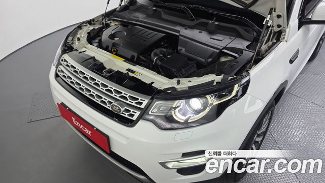 Land Rover Discovery Sport 2.0 TD4 HSE Luxury 2018 — фото 6