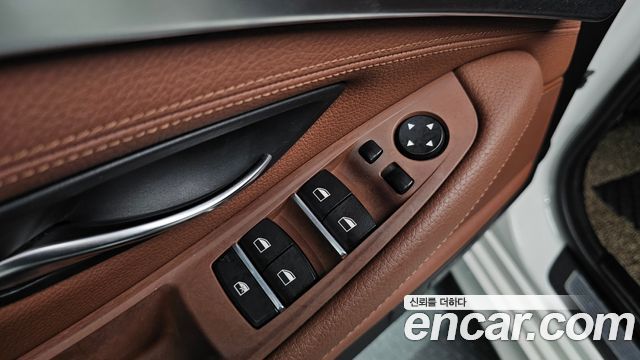 BMW 5 Series (F10) 520d M Aero Dynamic 2016 — фото 18