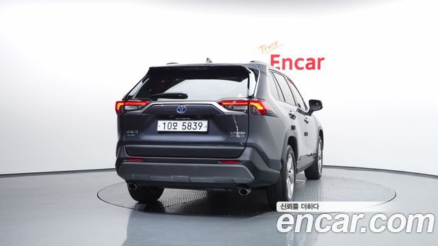 Toyota RAV4 (V) 2.5 4WD Hybrid 2019 — фото 4