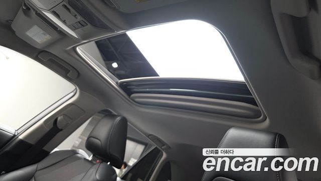 Toyota RAV4 (V) 2.5 4WD Hybrid 2019 — фото 16