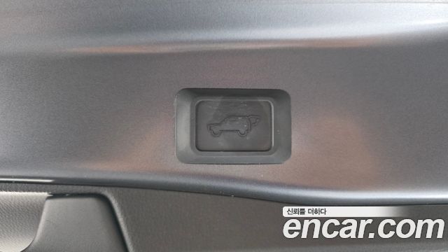 Toyota RAV4 (V) 2.5 4WD Hybrid 2019 — фото 17