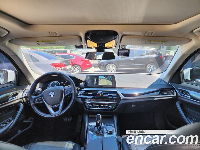 BMW 5 Series (G30) 520i Luxury 2018 — фото 7
