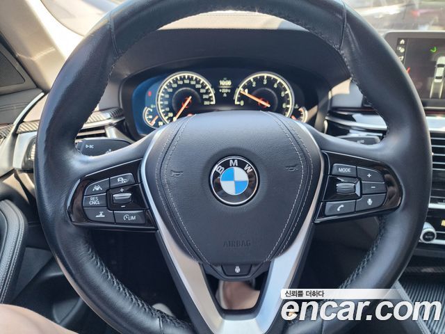 BMW 5 Series (G30) 520i Luxury 2018 — фото 10