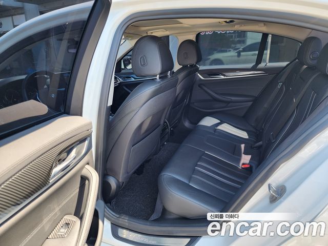 BMW 5 Series (G30) 520i Luxury 2018 — фото 20