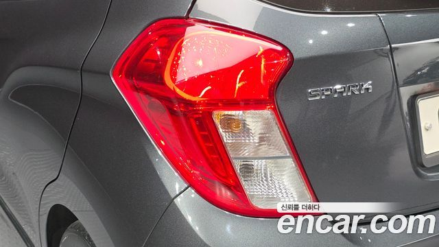 Chevrolet Spark Premier 2019 — фото 23