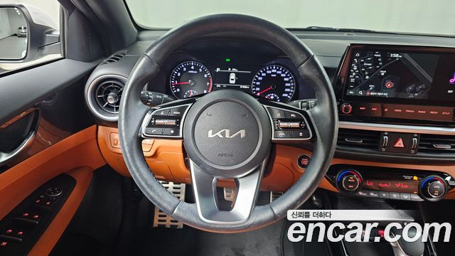Kia K3 (II) 1.6 Prestige 2024 — фото 13