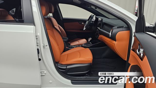 Kia K3 (II) 1.6 Prestige 2024 — фото 26