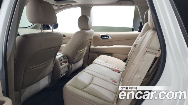 Nissan Pathfinder (IV) 3.5 4WD 2017 — фото 11
