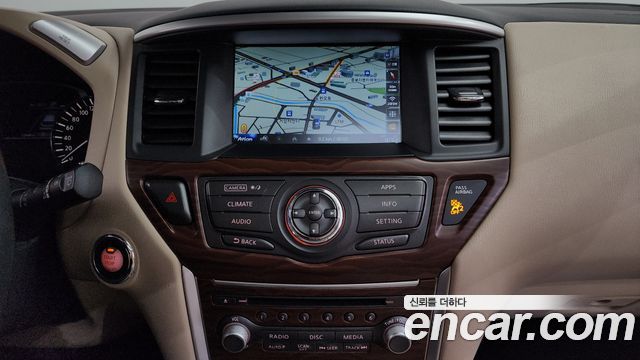 Nissan Pathfinder (IV) 3.5 4WD 2017 — фото 13