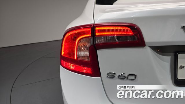 Volvo S60 D2 2nd 2014 — фото 23