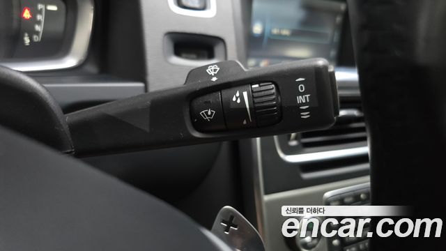 Volvo S60 D2 2nd 2014 — фото 27
