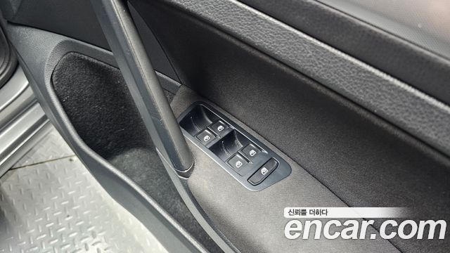 Volkswagen Golf (VII) 1.4 TSI 2017 — фото 16
