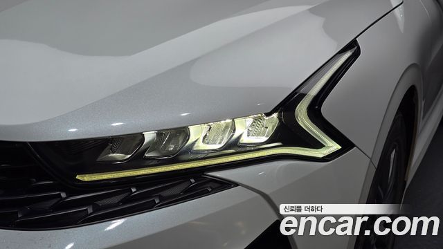 Kia K5 (III) 2.0 Prestige 2022 — фото 27