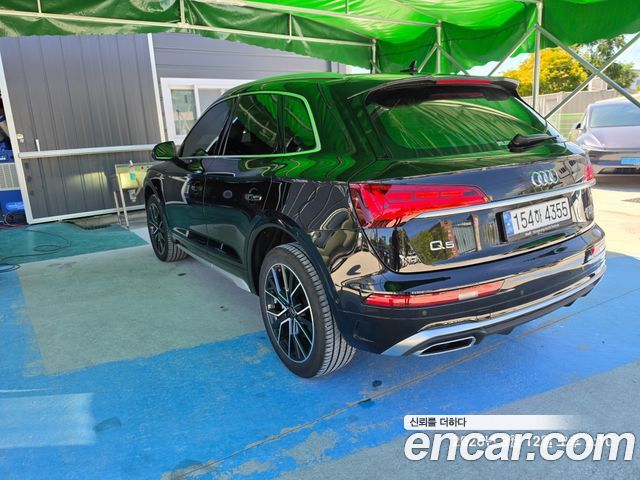 Audi Q5 (FY) 45 TFSI Quattro Premium 2024 — фото 20