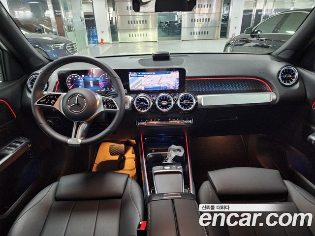 Mercedes-Benz GLB-Class (X247) GLB200 d 2025 — фото 6