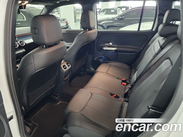 Mercedes-Benz GLB-Class (X247) GLB200 d 2025 — фото 8