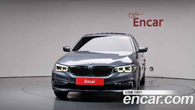 BMW 5 Series (G30) 520i Luxury 2018 — фото 3